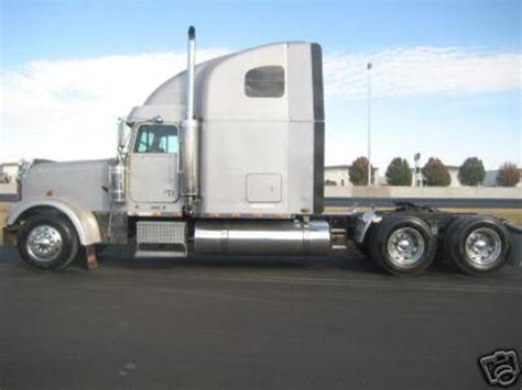 Freightliner Classic Xl Cars Catalog Specs Features Photos Videos Freightliner Classic Xl Cars Catalog Specs Features Photos Videos
